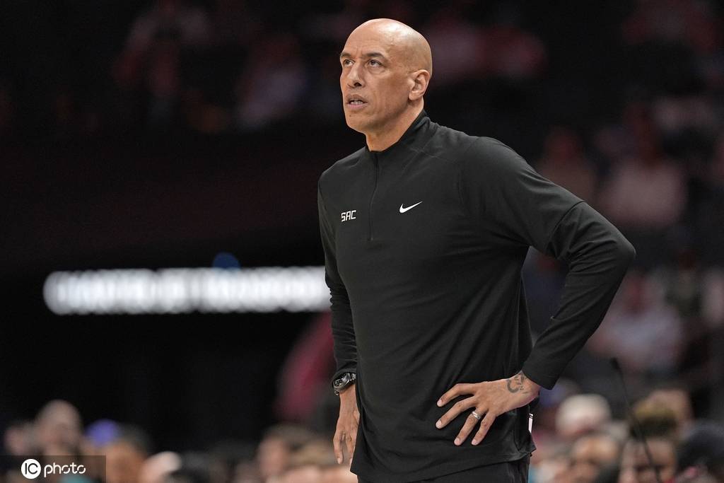 国王与克里斯蒂达成多年续约 后者正式成为球队主帅